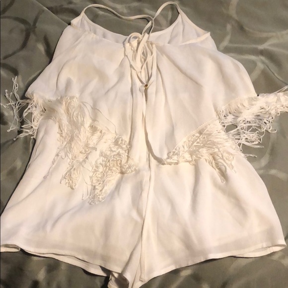 White romper with fringe - Picture 2 of 2